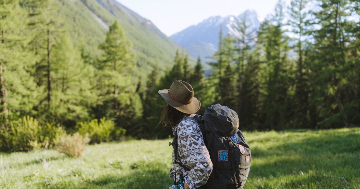 登山のレインウェアはレンタルで試す？購入費用の損益ライン